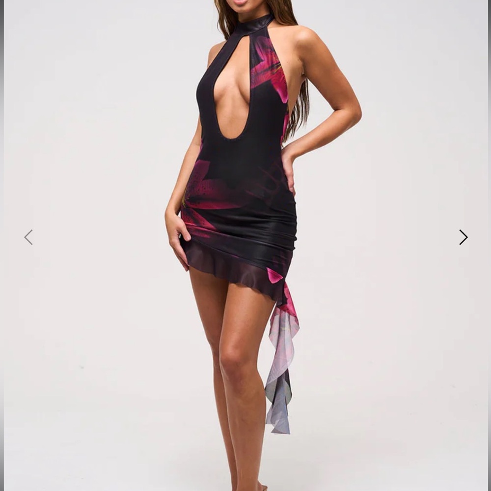 Murci Black Floral Keyhole Mini Dress